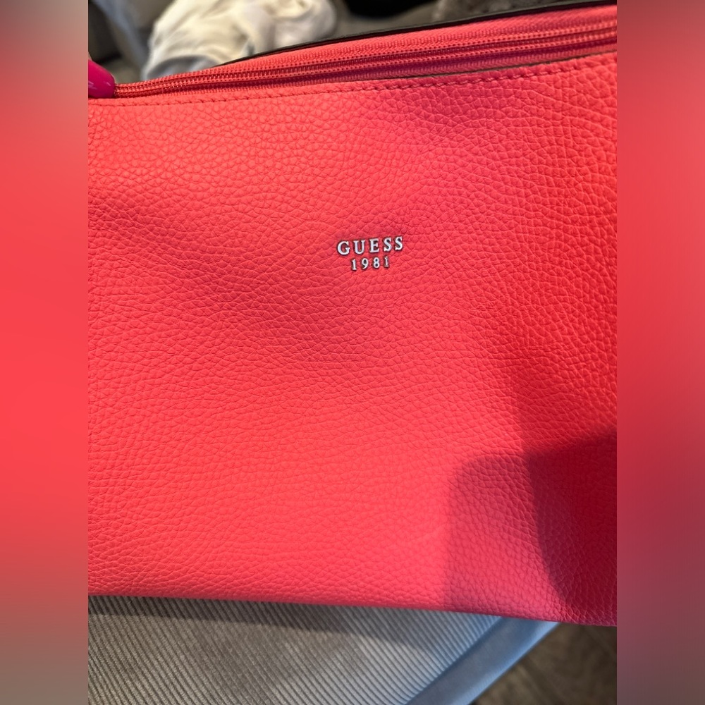 Coral Guess crossbody purse